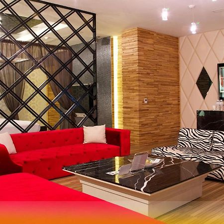 Wehome Motel Tainan Zewnętrze zdjęcie