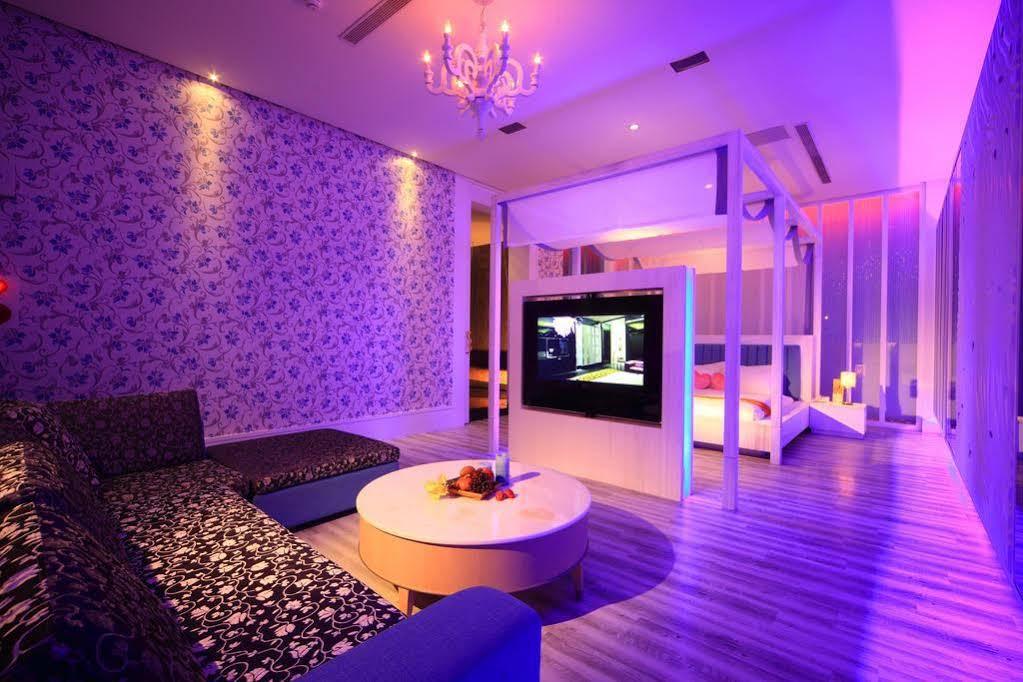 Wehome Motel Tainan Zewnętrze zdjęcie
