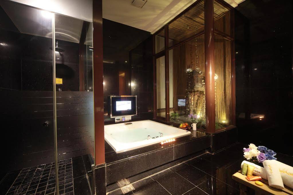 Wehome Motel Tainan Zewnętrze zdjęcie