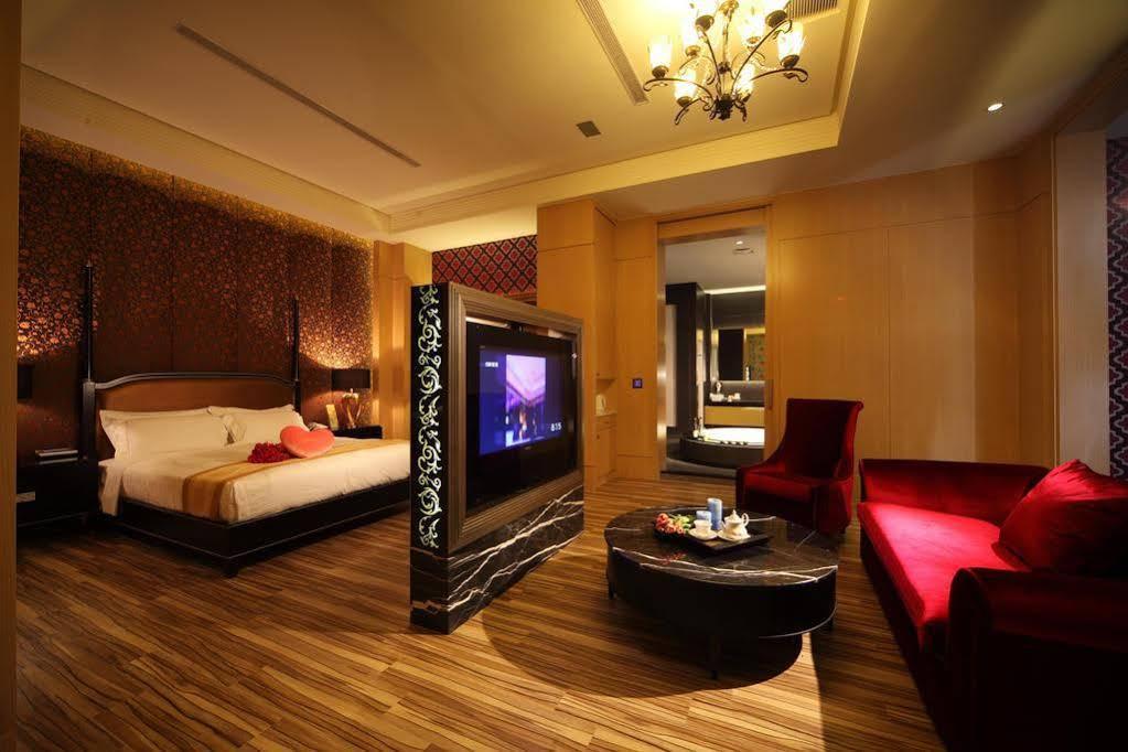 Wehome Motel Tainan Zewnętrze zdjęcie