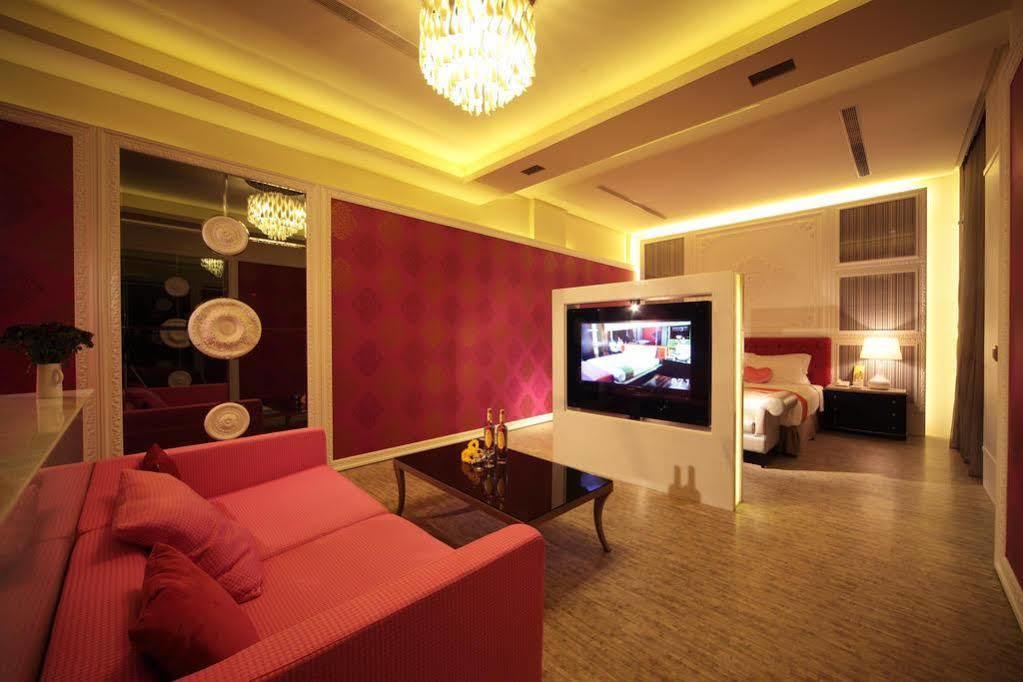 Wehome Motel Tainan Zewnętrze zdjęcie