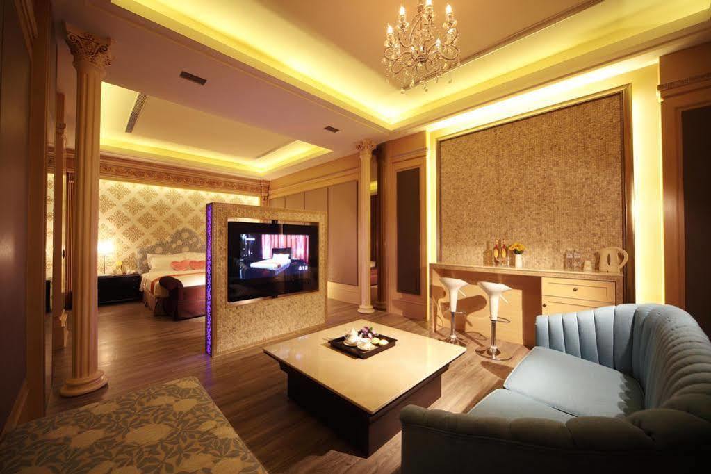Wehome Motel Tainan Zewnętrze zdjęcie