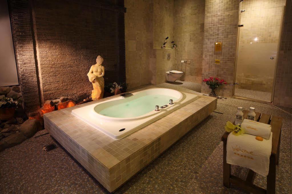 Wehome Motel Tainan Zewnętrze zdjęcie